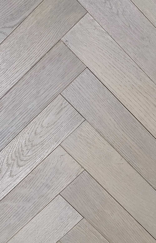 PISO DE INGENIERIA OAK 3" HERRINGBONE (DERECHO) 394